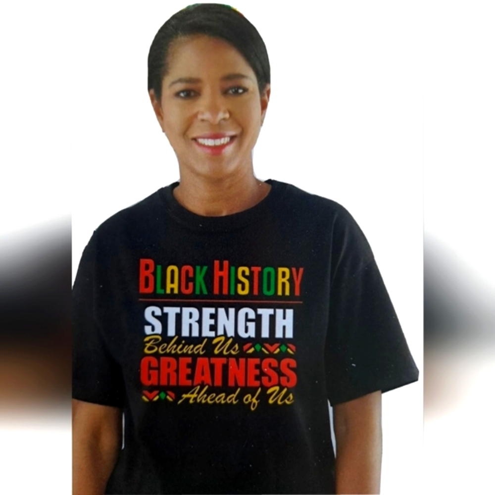 Gildan Strength behind Us Inspirational Unixed T-Shirt Size Large.